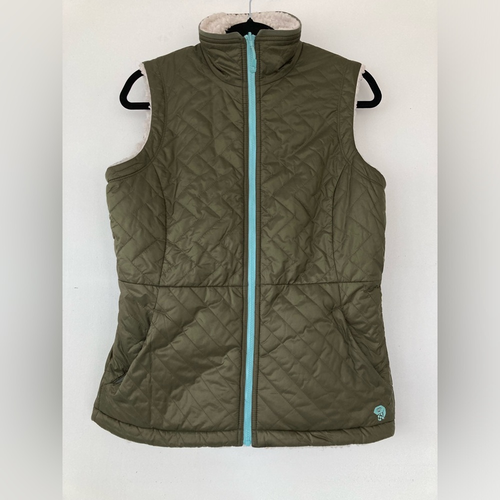 Mountain Hardware Reversible Sherpa Green Quilted Vest Size M Womens